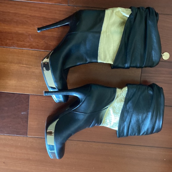 Leather bootie’s - Picture 3 of 7